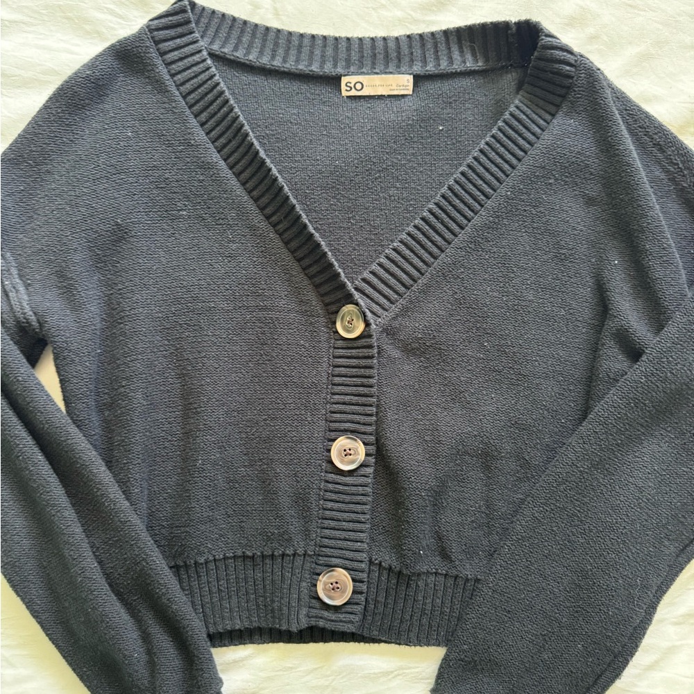 SO Women's black Button-Up Sweater